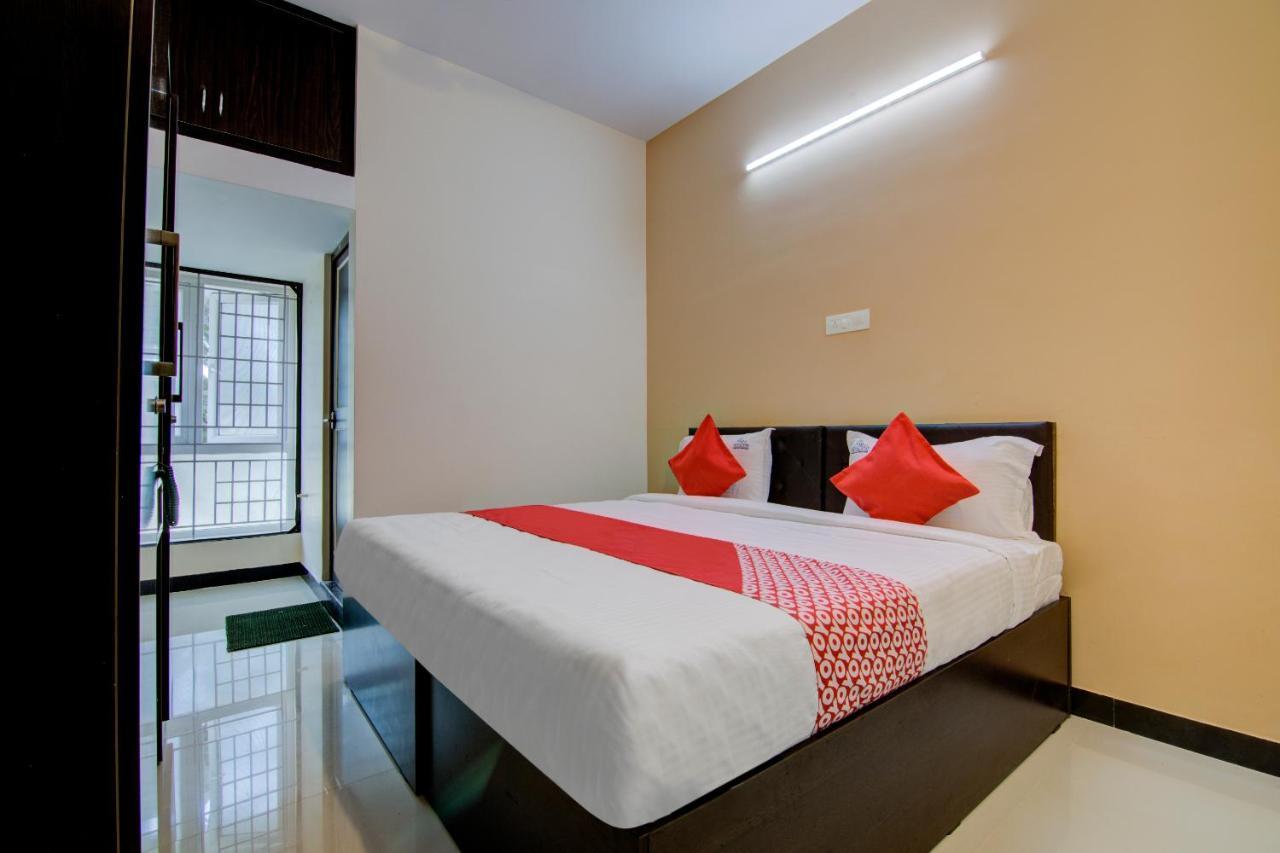 Oyo Flagship 24147 Royal Stay Singānallūr Bagian luar foto