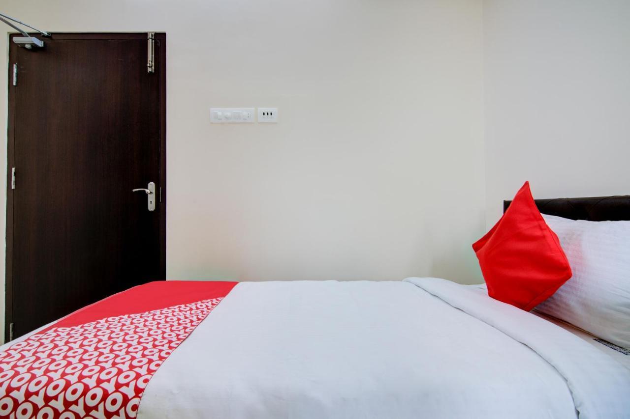 Oyo Flagship 24147 Royal Stay Singānallūr Bagian luar foto
